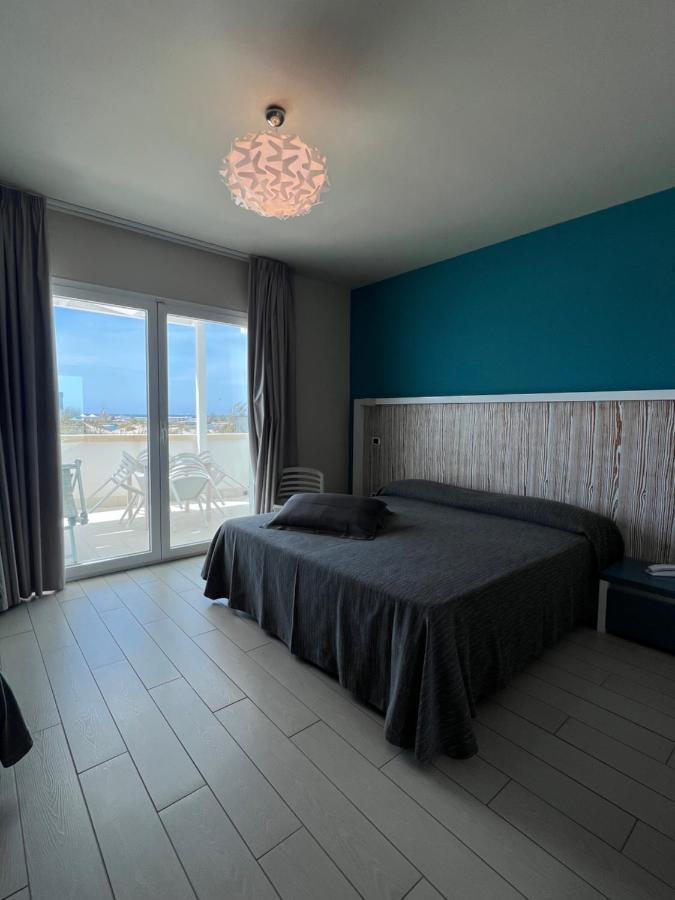 Tabu Hotel Порто-Чезарео Экстерьер фото